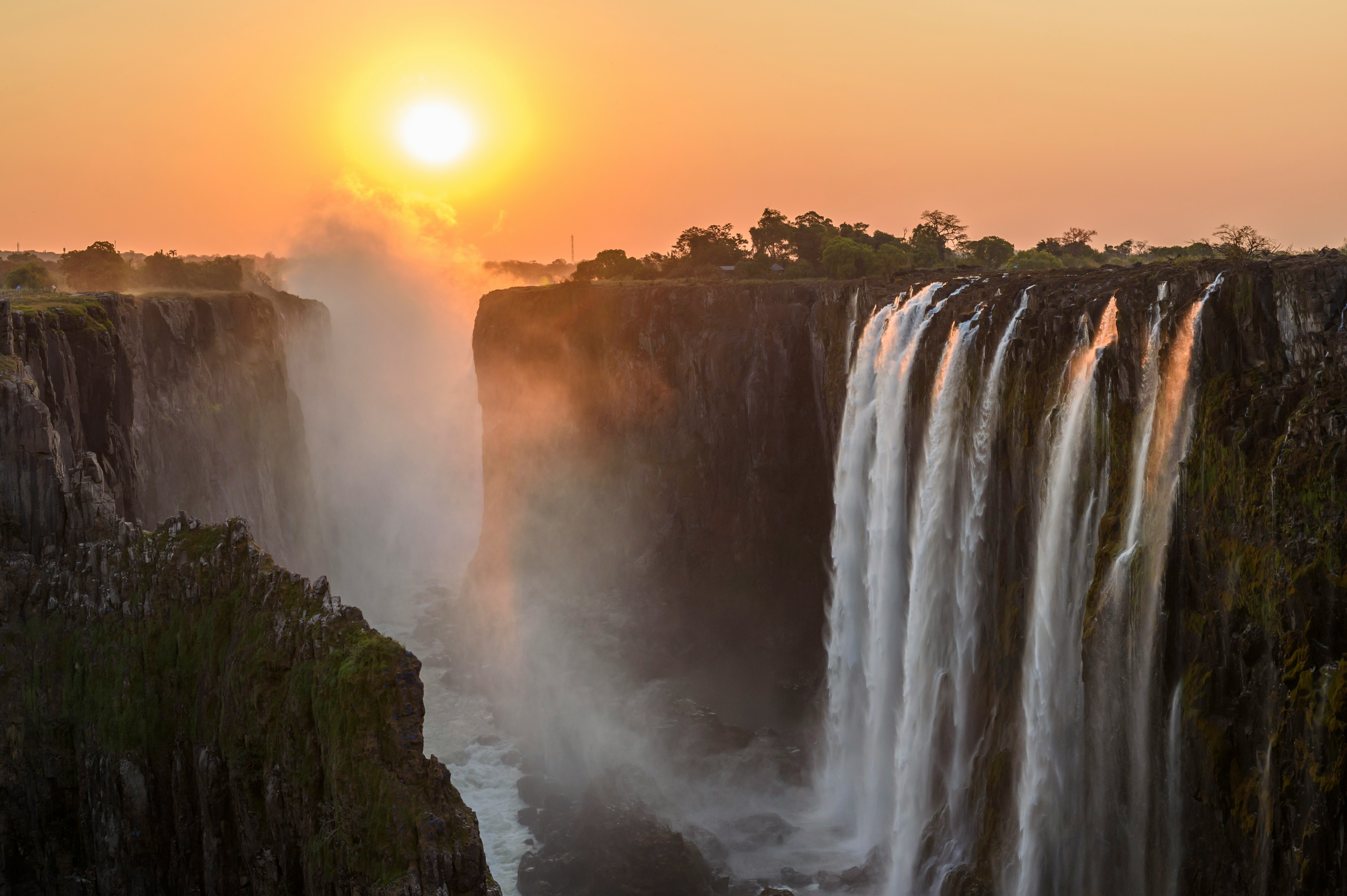Victoria Falls & Zambezi Adventure